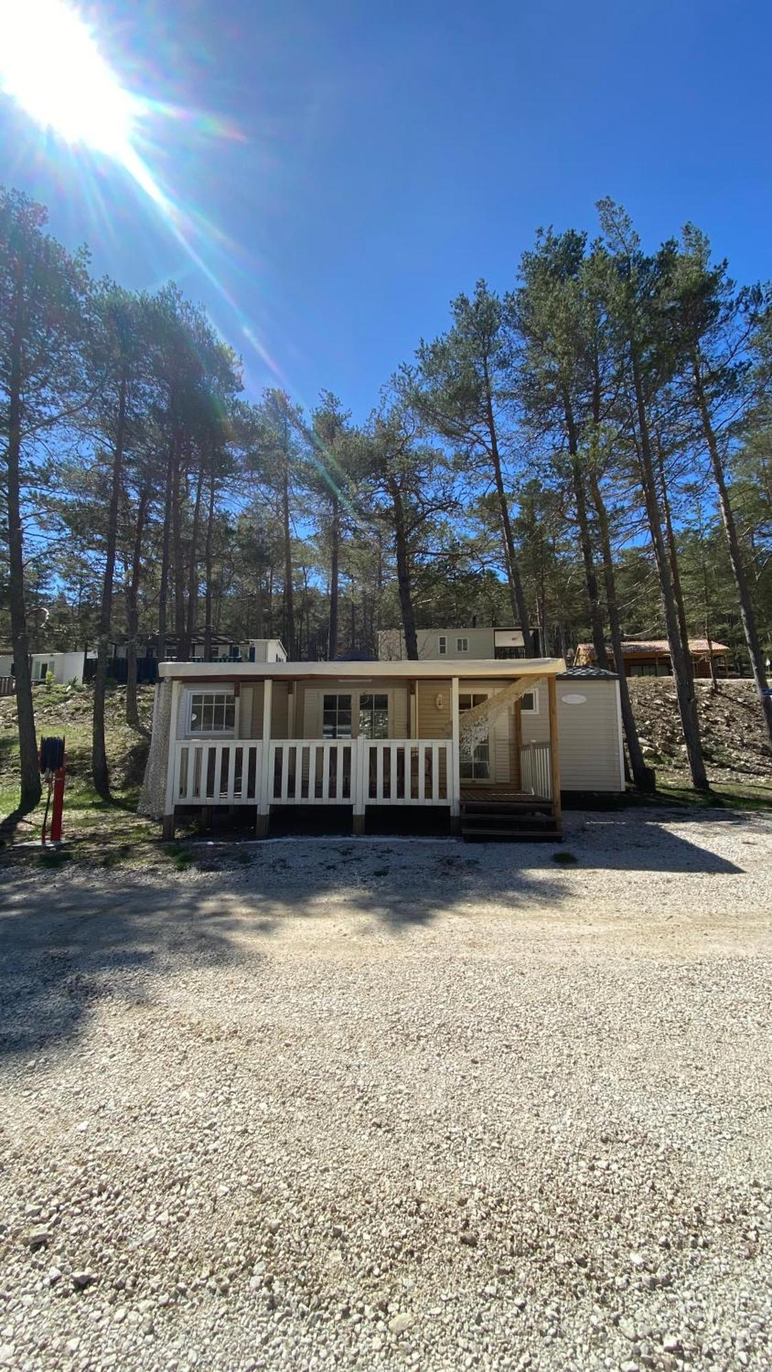 Mobilhome Comfort A La Montagne Saint-Auban  Exterior foto